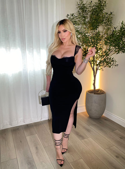Heart Skip Black Dress