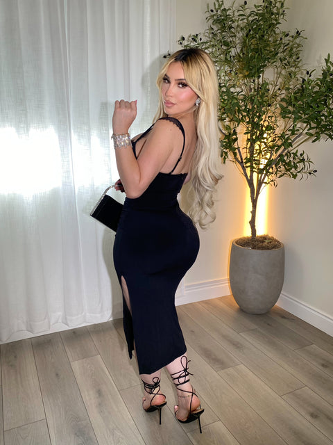 Heart Skip Black Dress