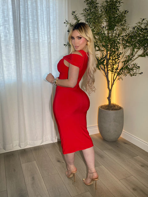 Silhouette Red Maxi Dress￼